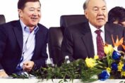 Bulat Utemuratov and Nursultan Nazarbayev